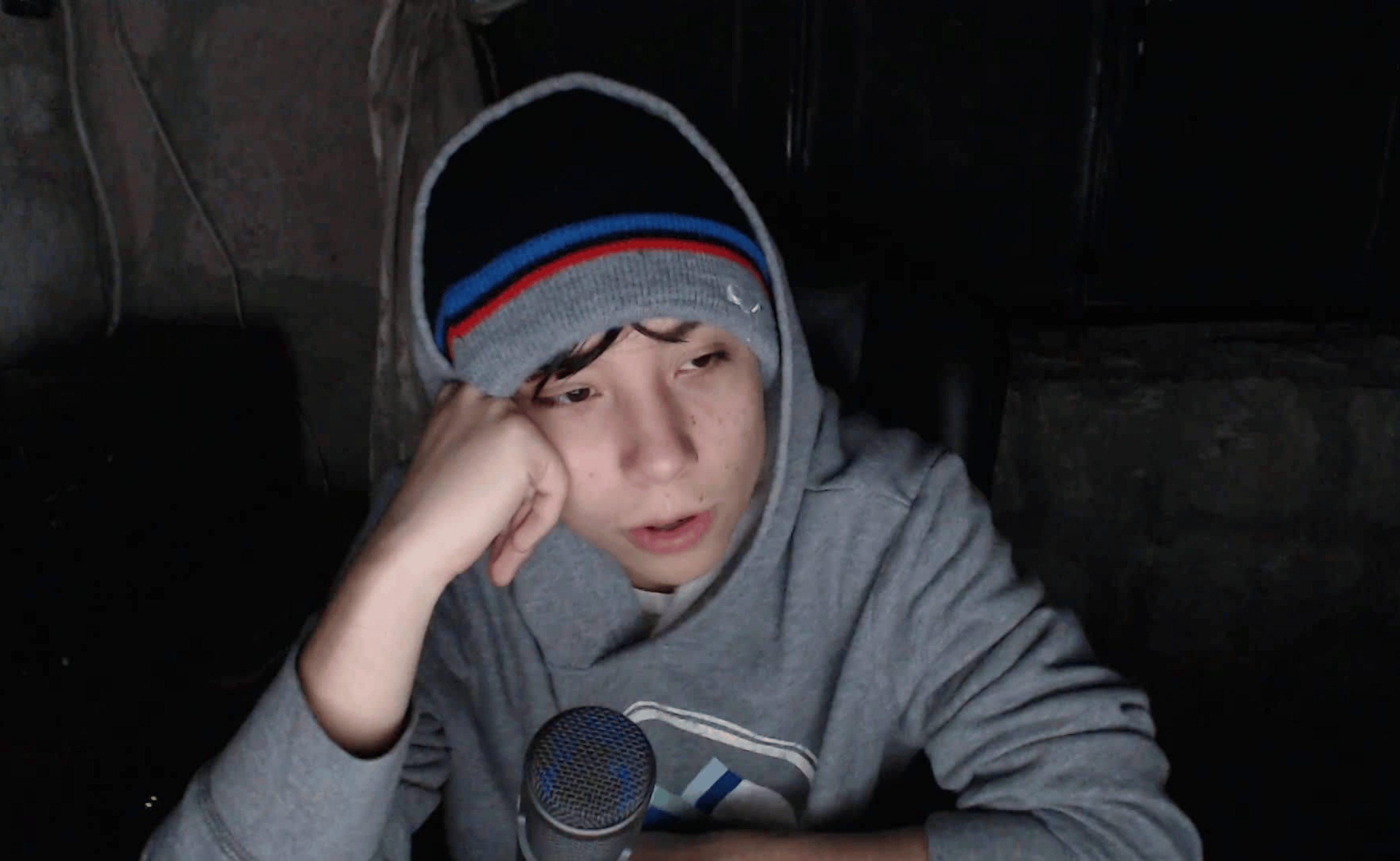 how tall is quackity